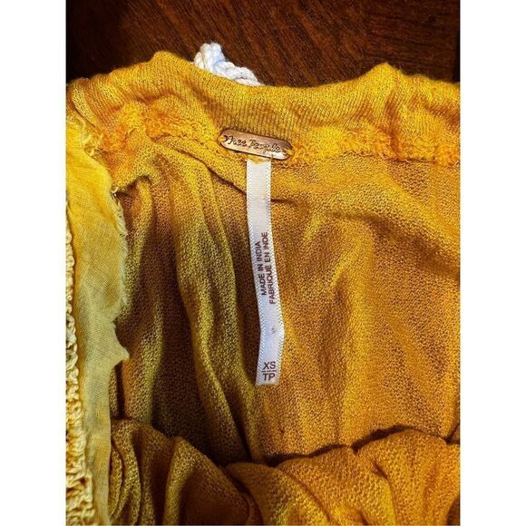 FREE PEOPLE Womens Top Fiesta Nueva Relaxed Marigold Yellow Size XS boho hippie - Picture 9 of 11